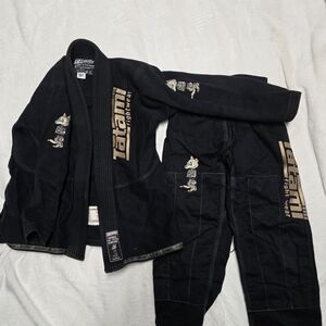 Tatami Lightweight Black Jiu-Jitsu Gi with Beige Logos